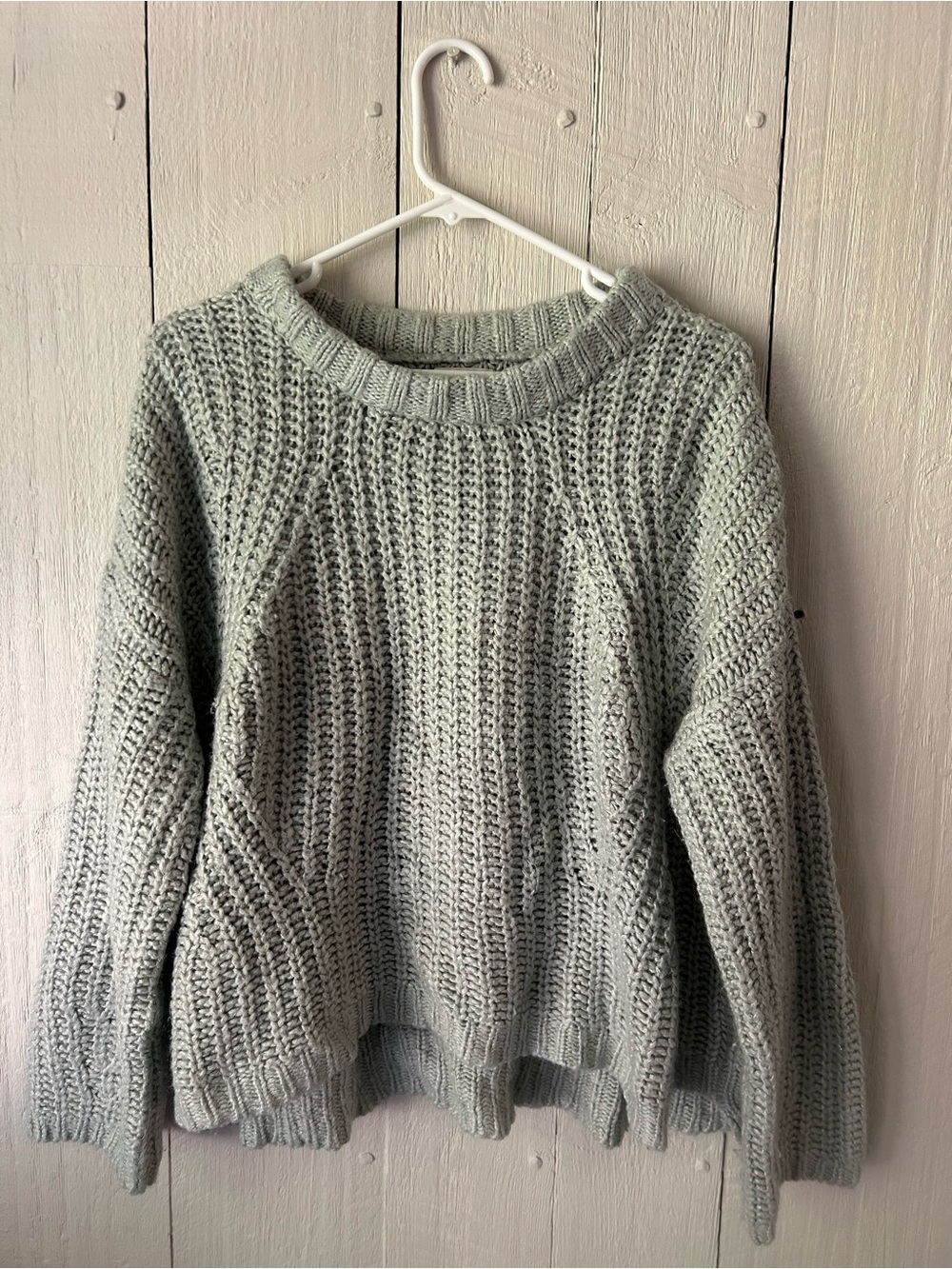 Universal Thread Light Sage Crewneck Chunky Knit Sweater